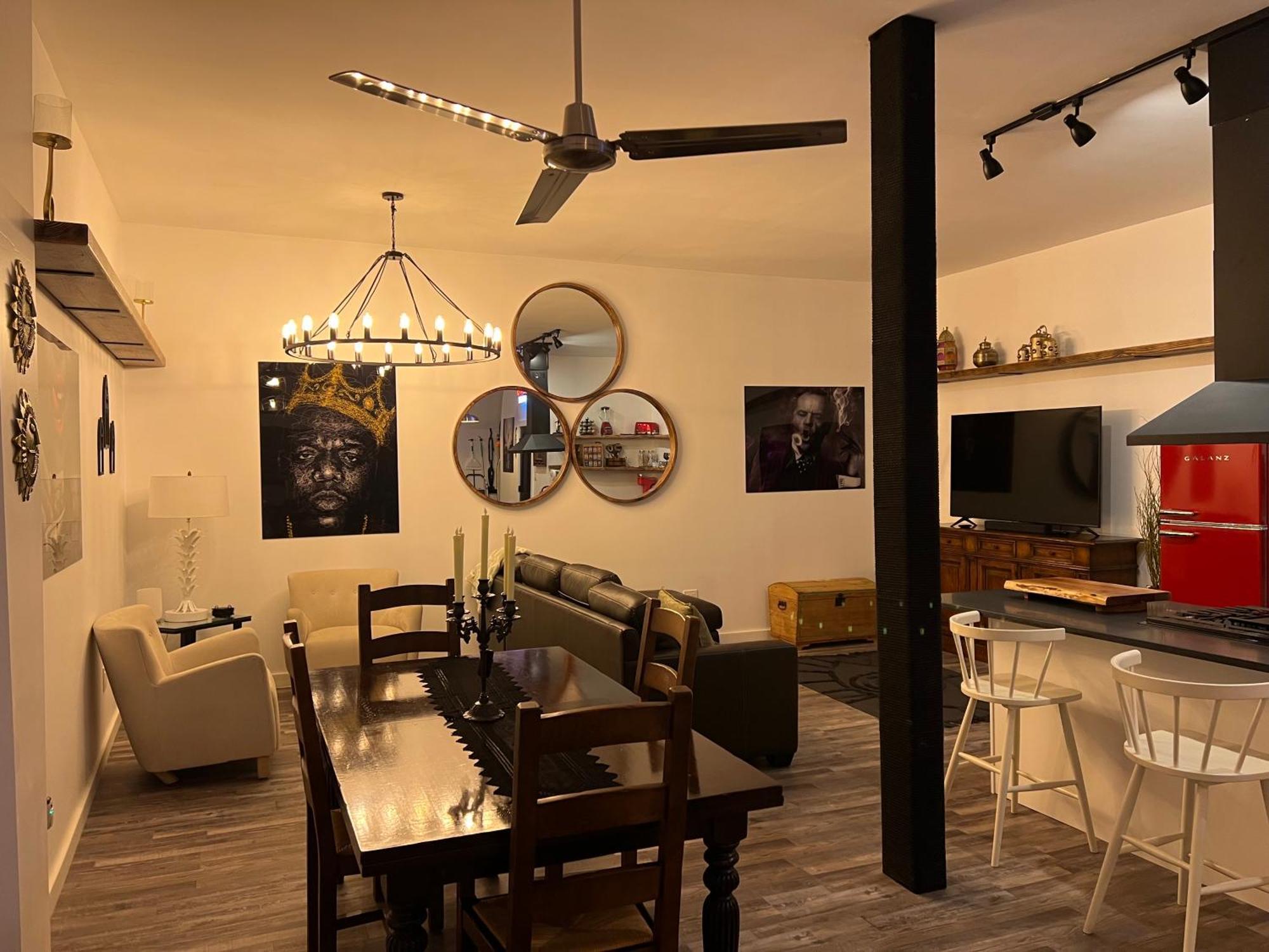 Nyc Speakeasy-bedstuy Chapel Apartment *