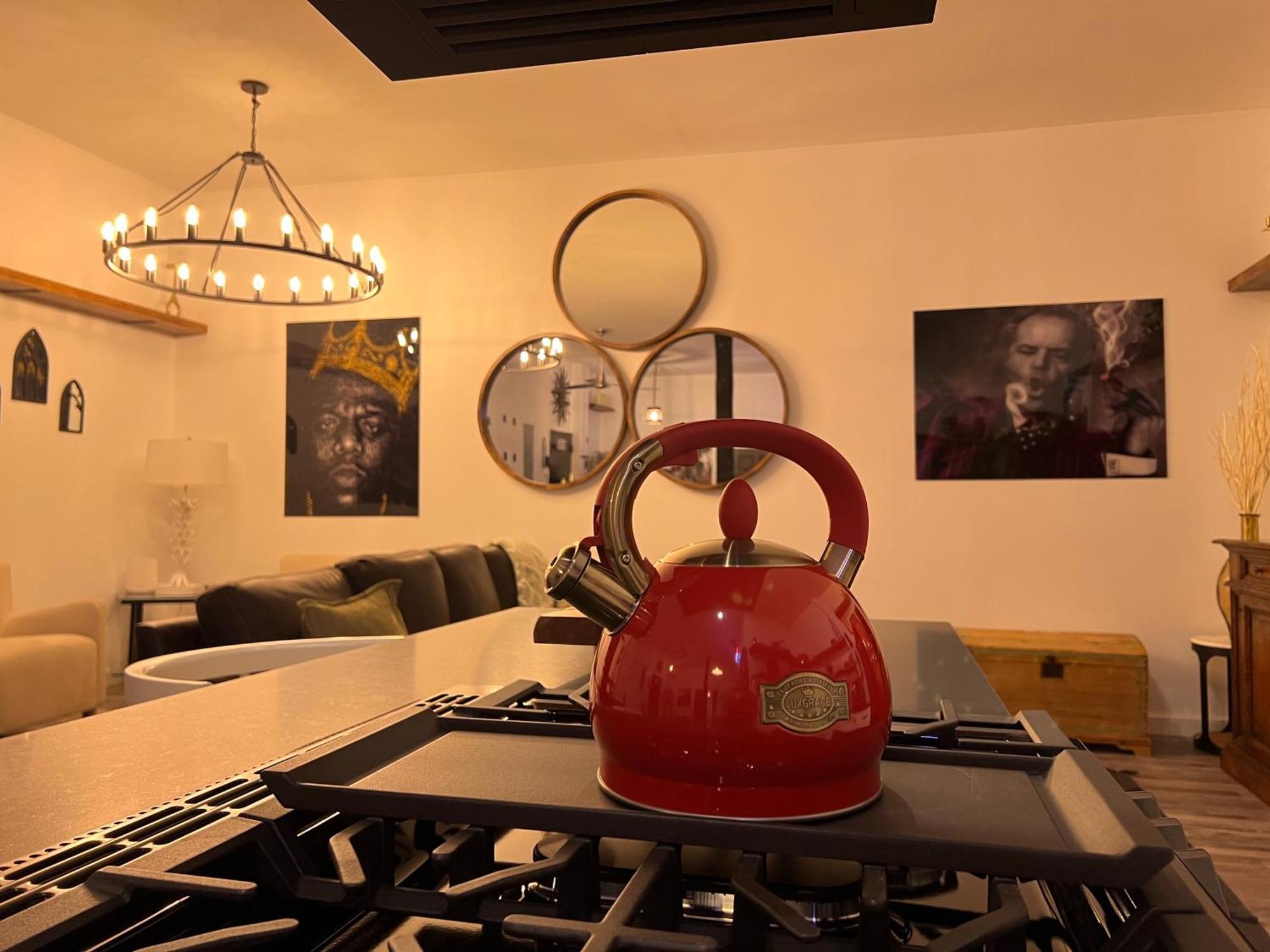 Nyc Speakeasy-bedstuy Chapel Apartment *