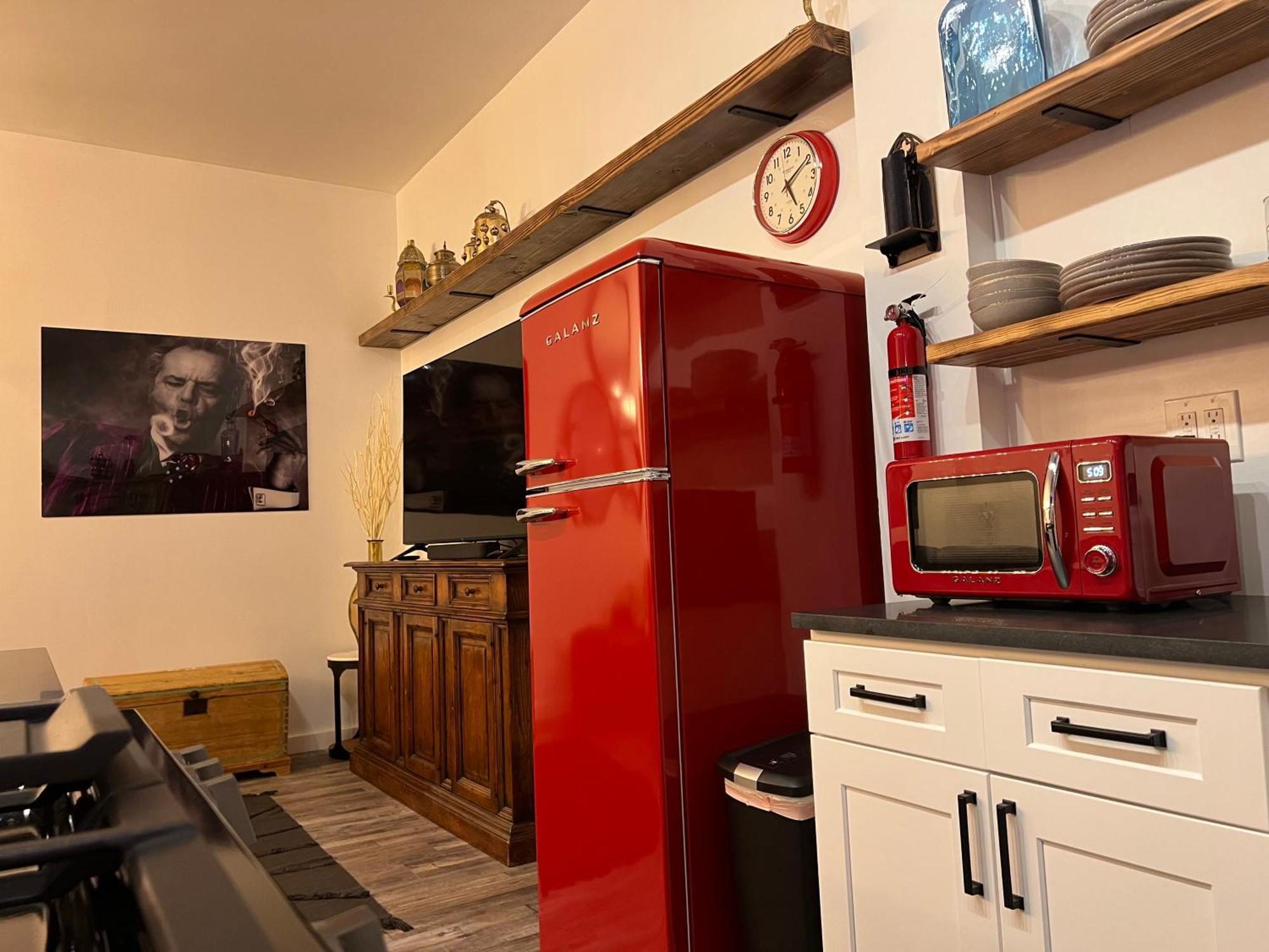 Nyc Speakeasy-bedstuy Chapel Apartment *